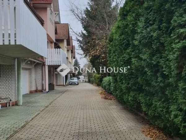 Eladó lakás Budakeszi 204 nm