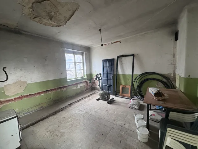 Eladó ház Mány 50 nm