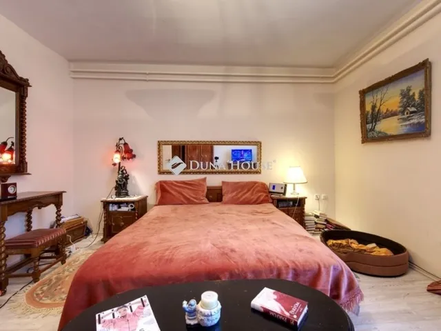 Eladó lakás Budapest II. kerület 150 nm