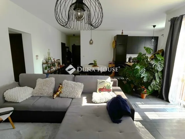 Eladó lakás Páty 104 nm