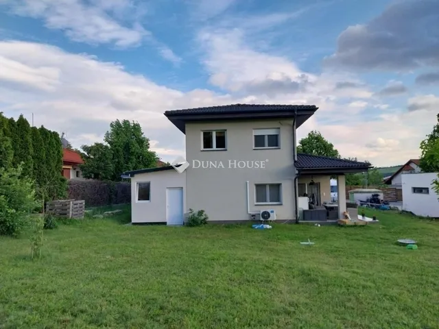 Eladó ház Piliscsaba 130 nm