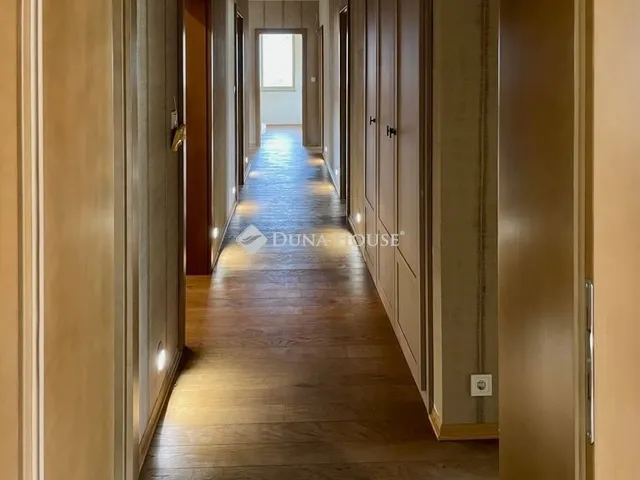 Eladó ház Perbál 150 nm