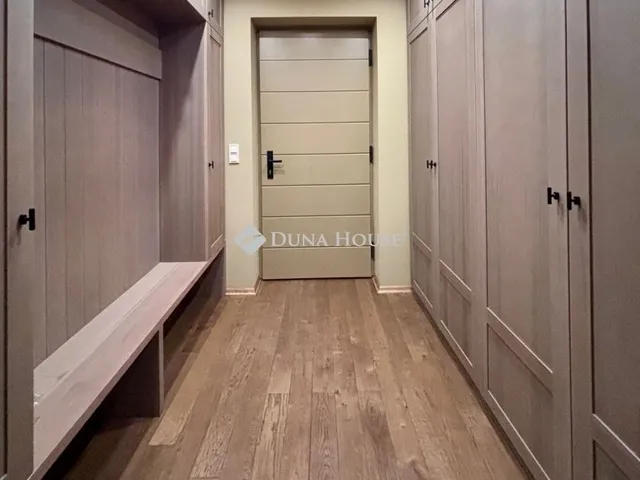 Eladó ház Perbál 150 nm