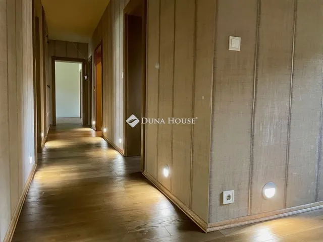 Eladó ház Perbál 150 nm