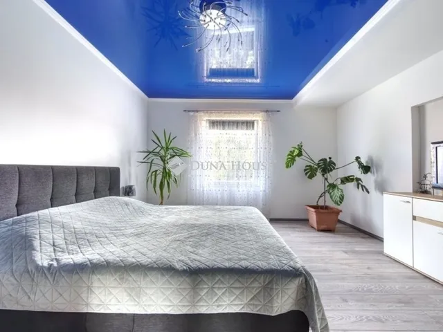 Eladó ház Zsámbék 215 nm