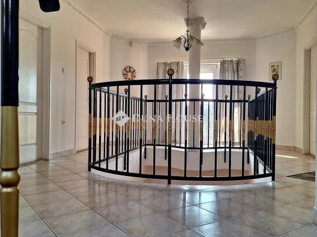 Eladó ház Budakeszi 344 nm