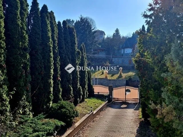 Eladó ház Budakeszi 344 nm