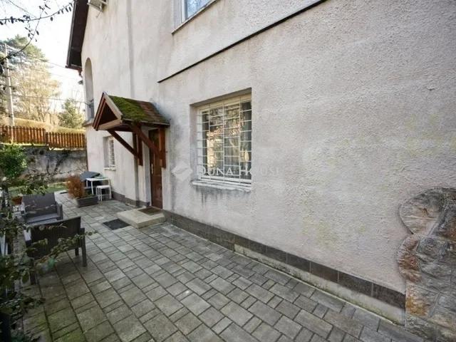 Eladó lakás Budapest II. kerület 150 nm