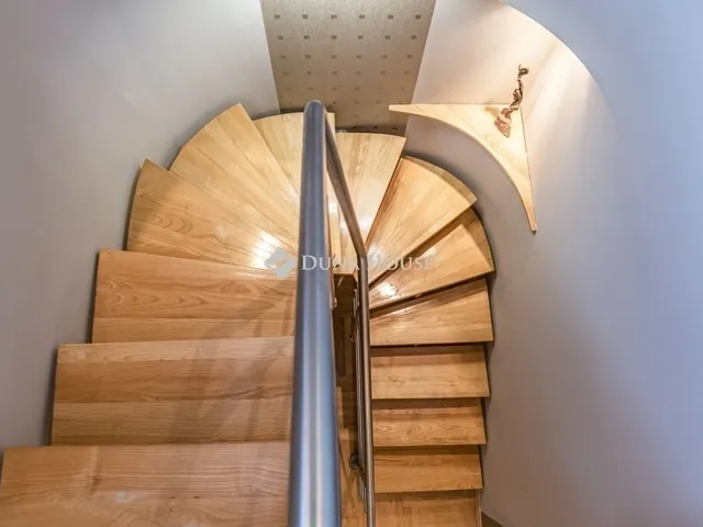 Eladó lakás Budapest XII. kerület 139 nm