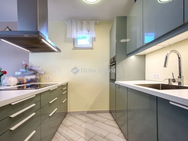 Eladó ház Tinnye 120 nm