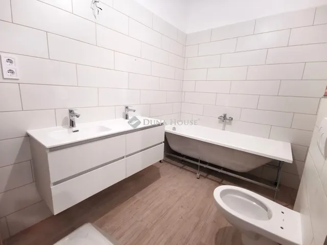 Eladó lakás Budakeszi 81 nm