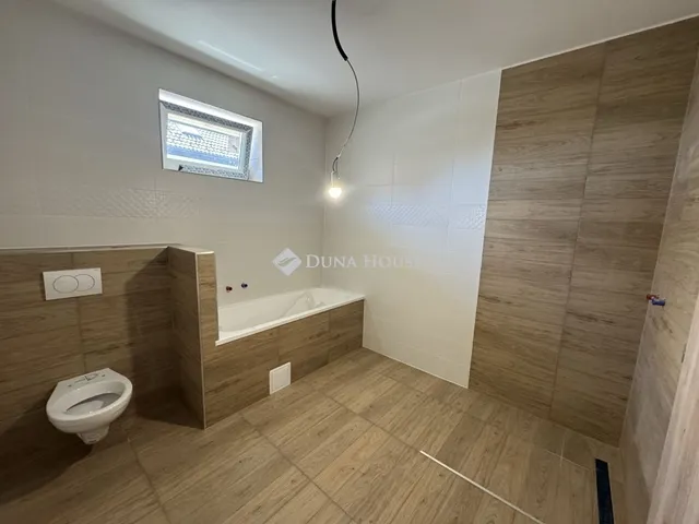 Eladó ház Bicske 92 nm