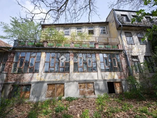 Eladó telek Budakeszi 3838 nm