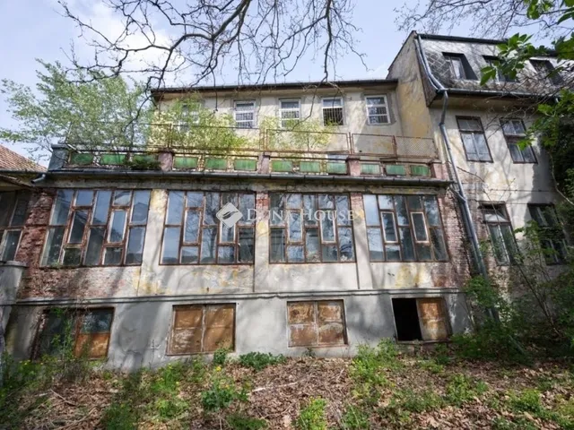 Eladó telek Budakeszi 3838 nm