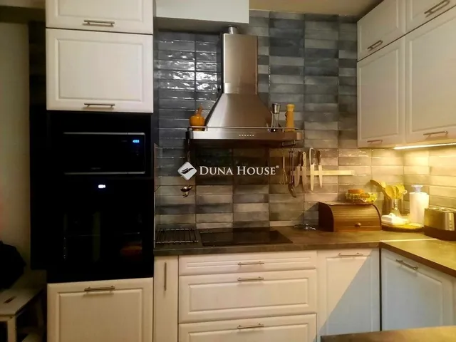 Eladó ház Páty 198 nm
