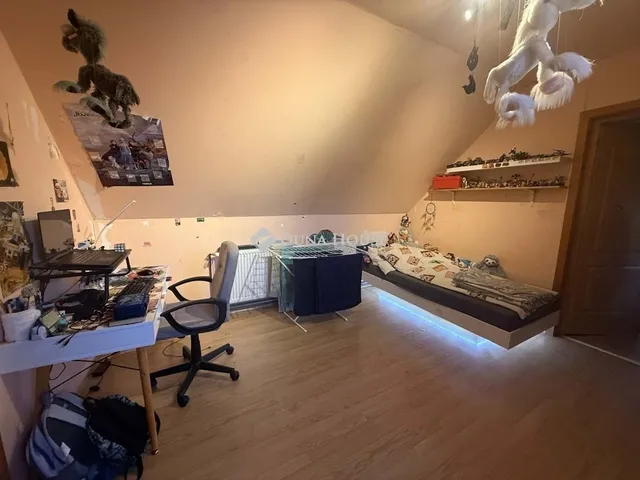 Eladó ház Etyek 149 nm
