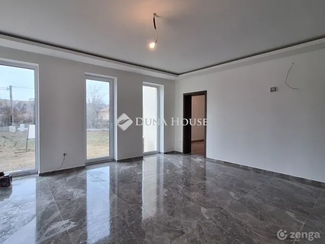 Eladó ház Tinnye 145 nm
