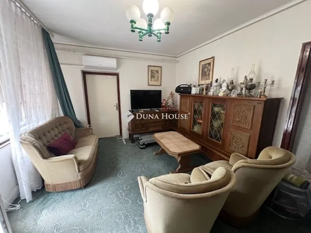 Eladó ház Zsámbék 200 nm