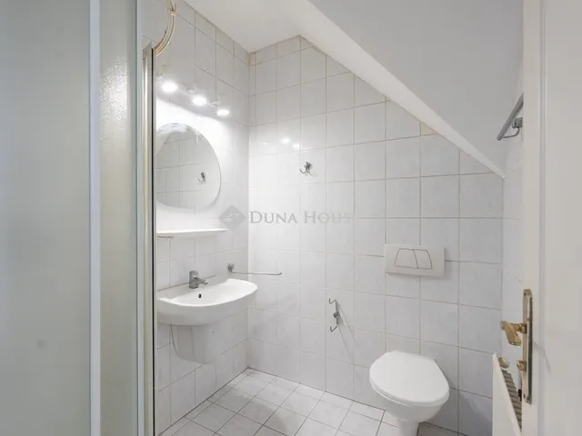 Eladó ház Budaörs 427 nm