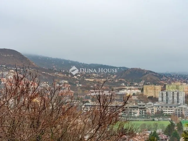 Eladó ház Budaörs 150 nm