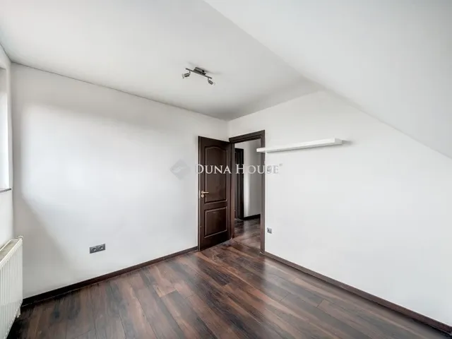 Eladó ház Budaörs 150 nm