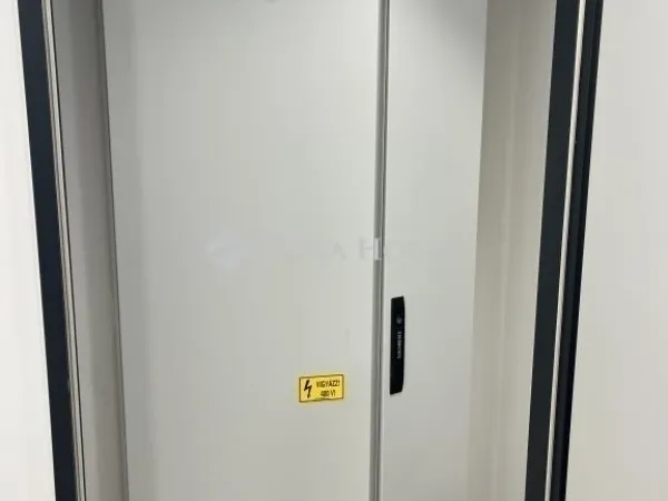 Eladó kereskedelmi és ipari ingatlan Budakeszi 3830 nm