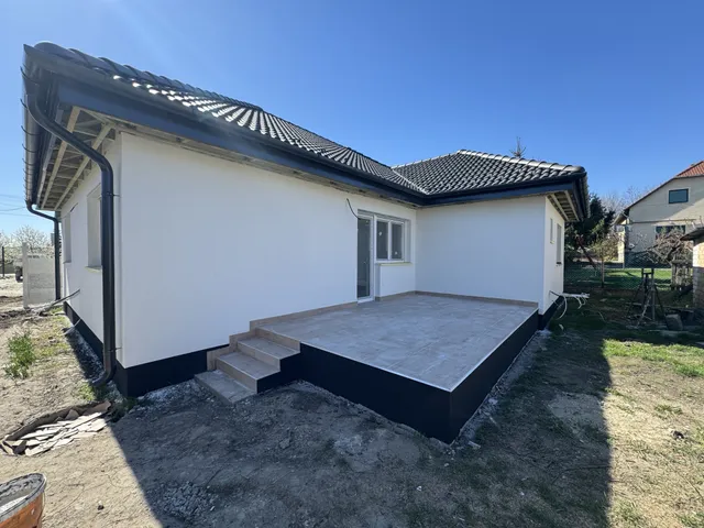Eladó ház Bicske 92 nm