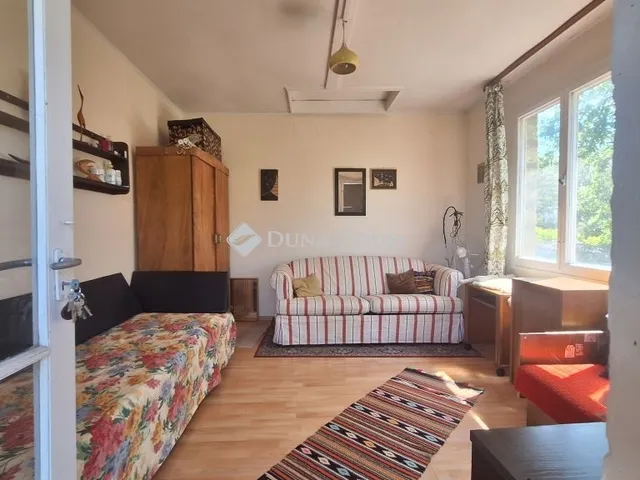 Eladó nyaraló Biatorbágy 43 nm