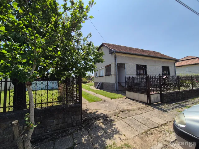 Eladó ház Varsány 120 nm