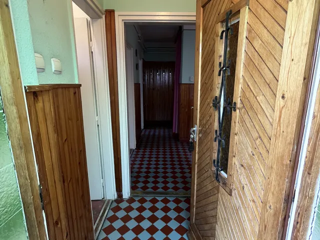 Eladó ház Debrecen, Homokkert 260 nm