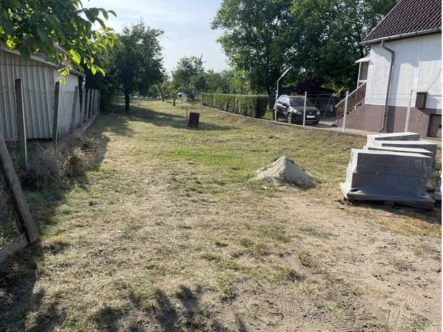 Eladó telek Debrecen, Biczó István-kert 788 nm