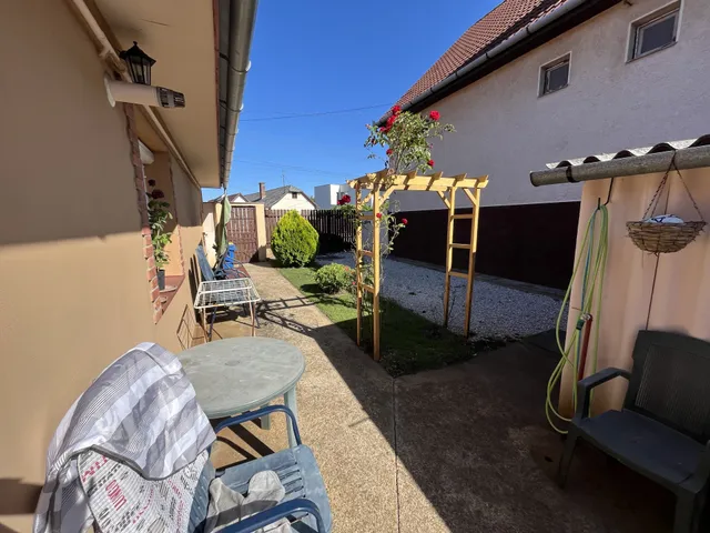 Eladó ház Debrecen, Biharikert 94 nm