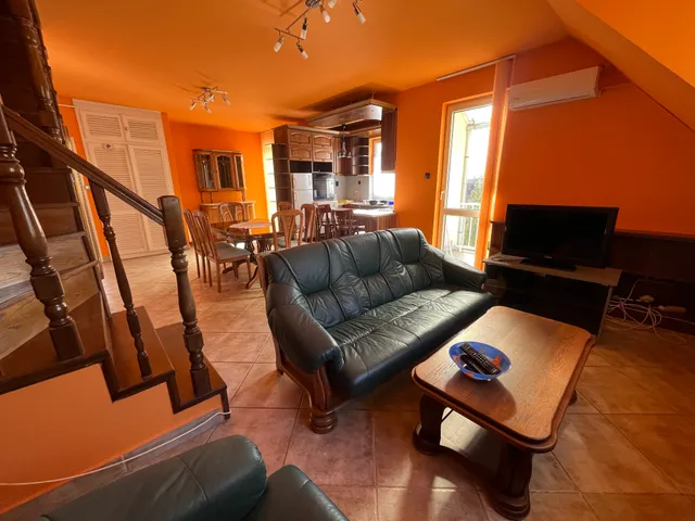 Eladó lakás Debrecen, Postakert 79 nm