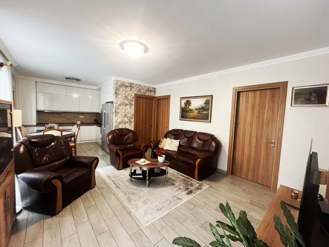 Eladó lakás Debrecen, Belváros 77 nm