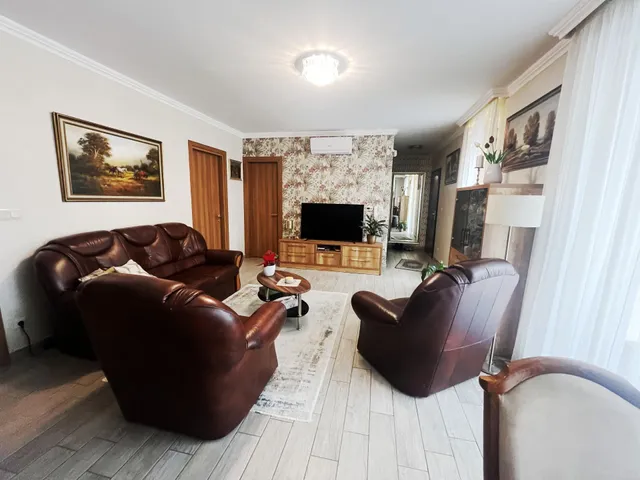 Eladó lakás Debrecen, Belváros 77 nm