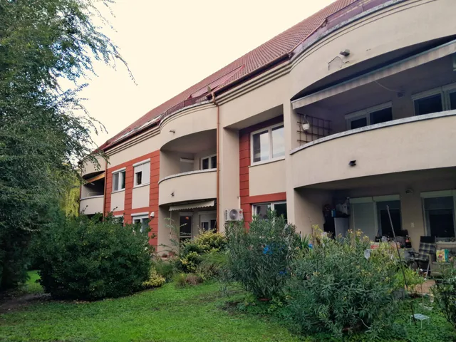 Eladó lakás Debrecen 64 nm