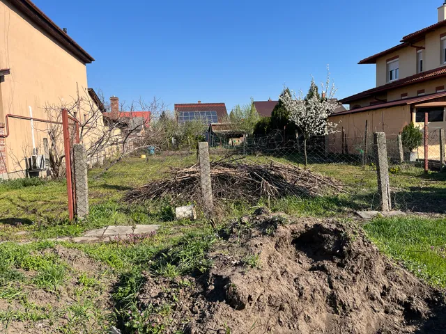 Eladó telek Debrecen, Lencztelep 477 nm
