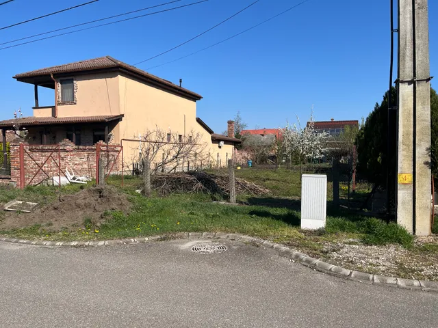 Eladó telek Debrecen, Lencztelep 477 nm