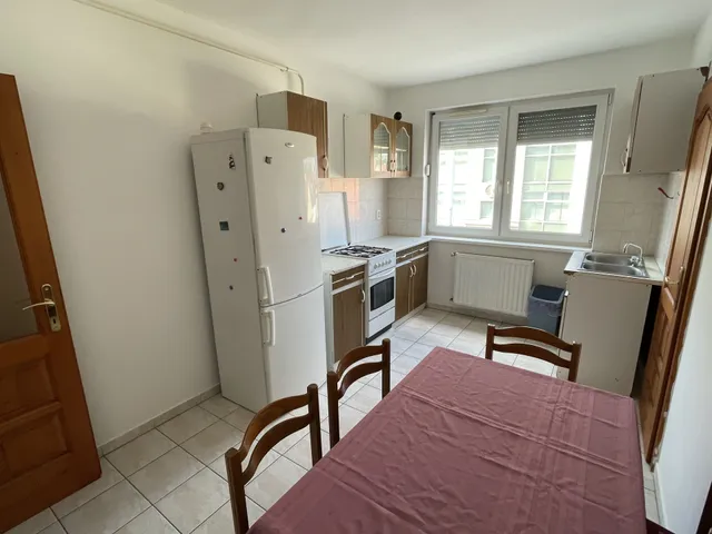 Eladó lakás Debrecen, Belváros 71 nm