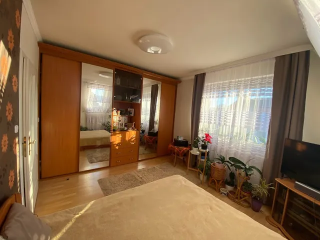 Eladó lakás Debrecen, Epreskert 69 nm