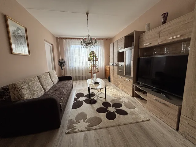 Eladó lakás Debrecen, Újkert 73 nm