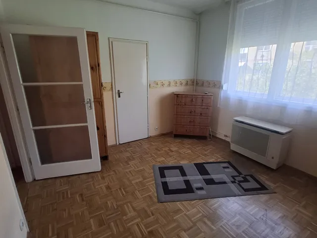 Eladó lakás Debrecen, Libakert, 7 55 nm