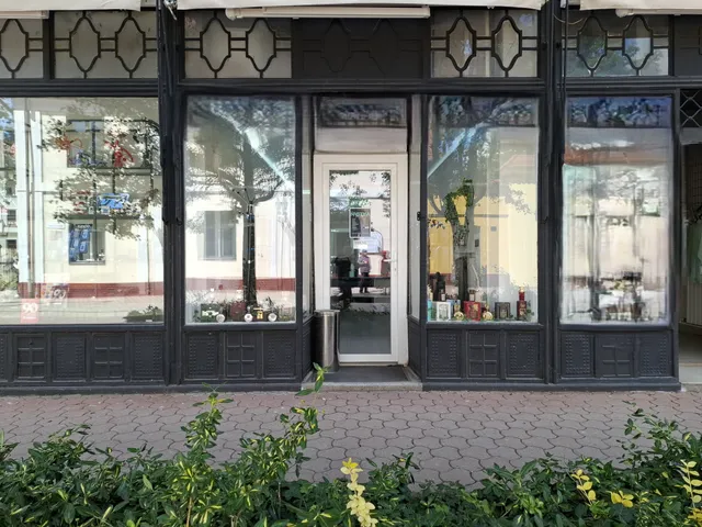 Eladó kereskedelmi és ipari ingatlan Debrecen, Belváros 36 nm