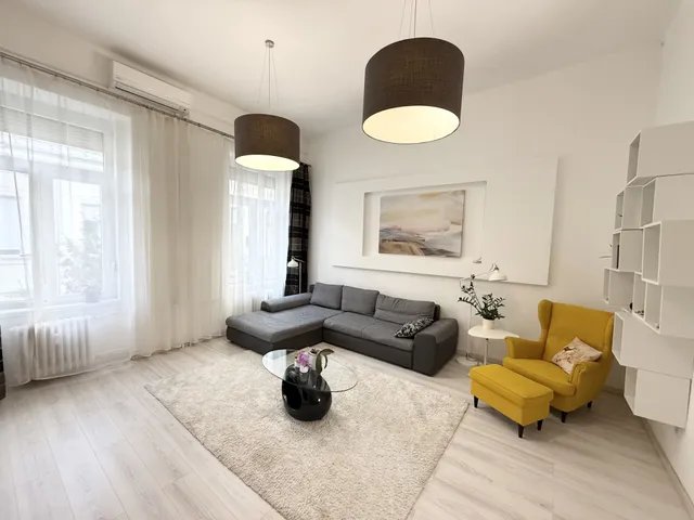 Eladó lakás Debrecen, Belváros 76 nm