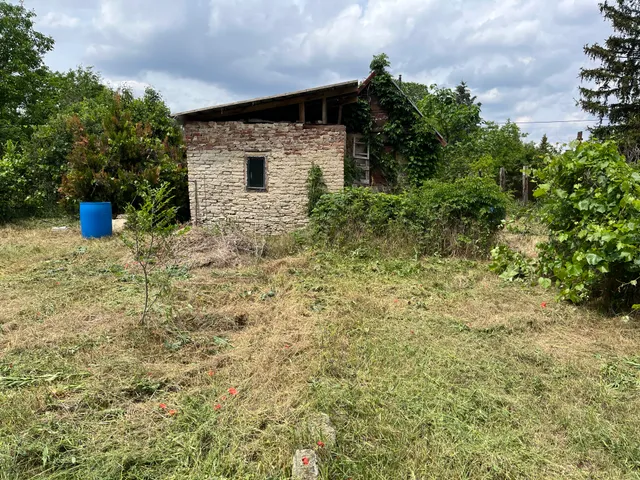Eladó telek Debrecen, Biczó István-kert 878 nm