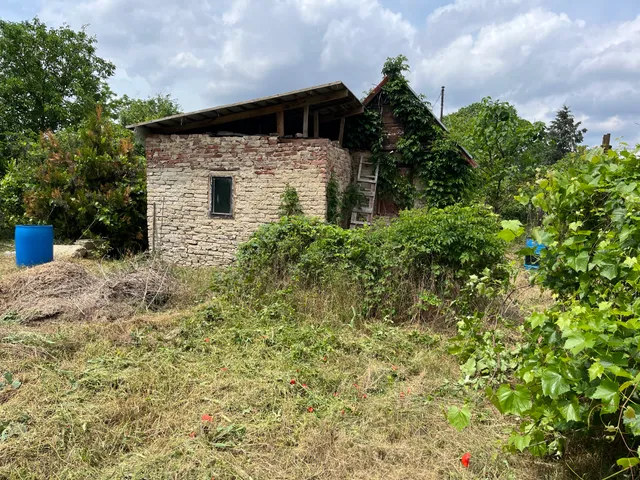 Eladó telek Debrecen, Biczó István-kert 878 nm