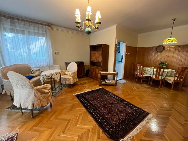 Eladó lakás Debrecen, Nagyerdő 85 nm