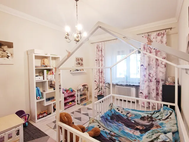 Eladó lakás Debrecen, Wesselényi-lakótelep 64 nm
