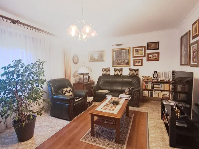 Eladó ház Debrecen, József Attila-telep 130 nm