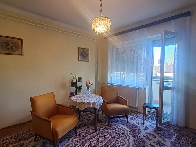 Eladó lakás Debrecen, Sestakert 70 nm